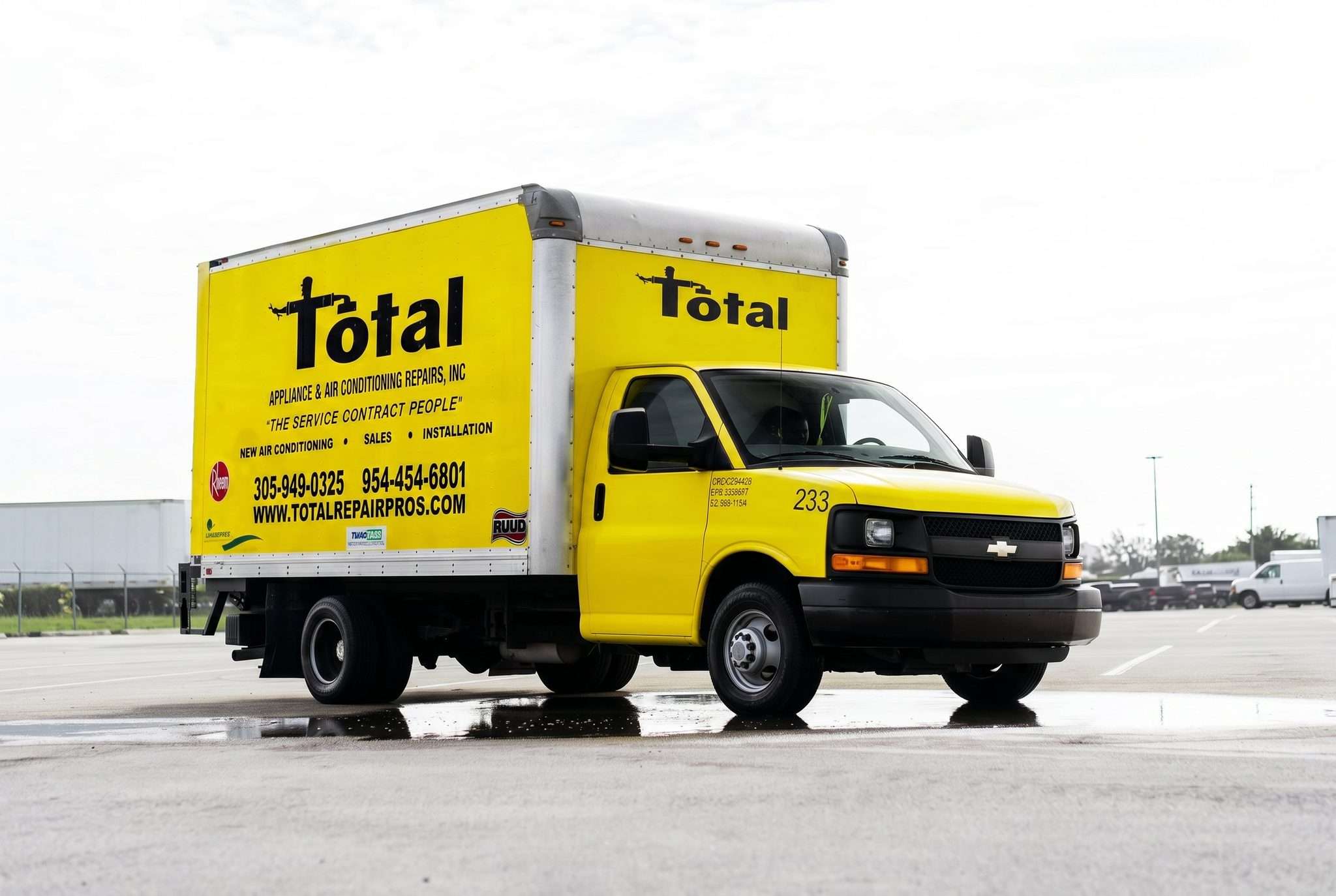 Total Repair Pros plumbing repair truck serving Miami-Dade, Broward, and Palm Beach County